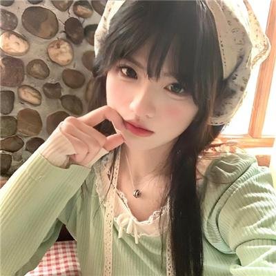你好,我叫多蕾丝